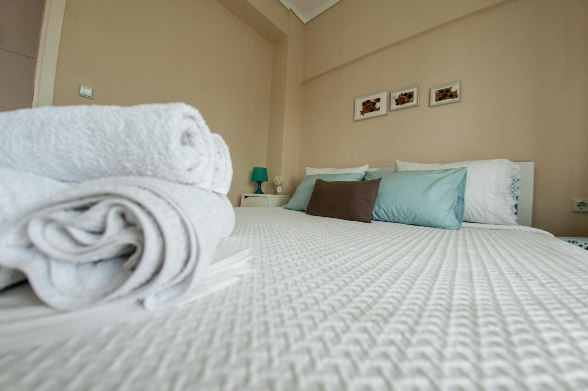 Sea View Flat Apartman Peraía Kültér fotó